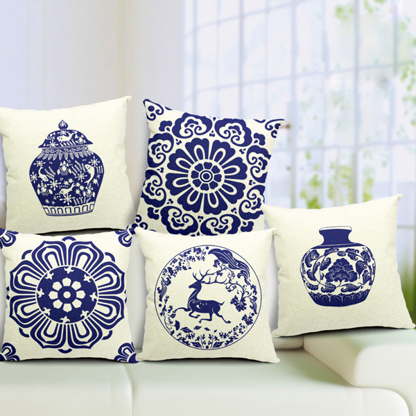 Chinoiserie-Pillow-Case-Blue-And-White-Porcelain-Pillowcase-951099-1