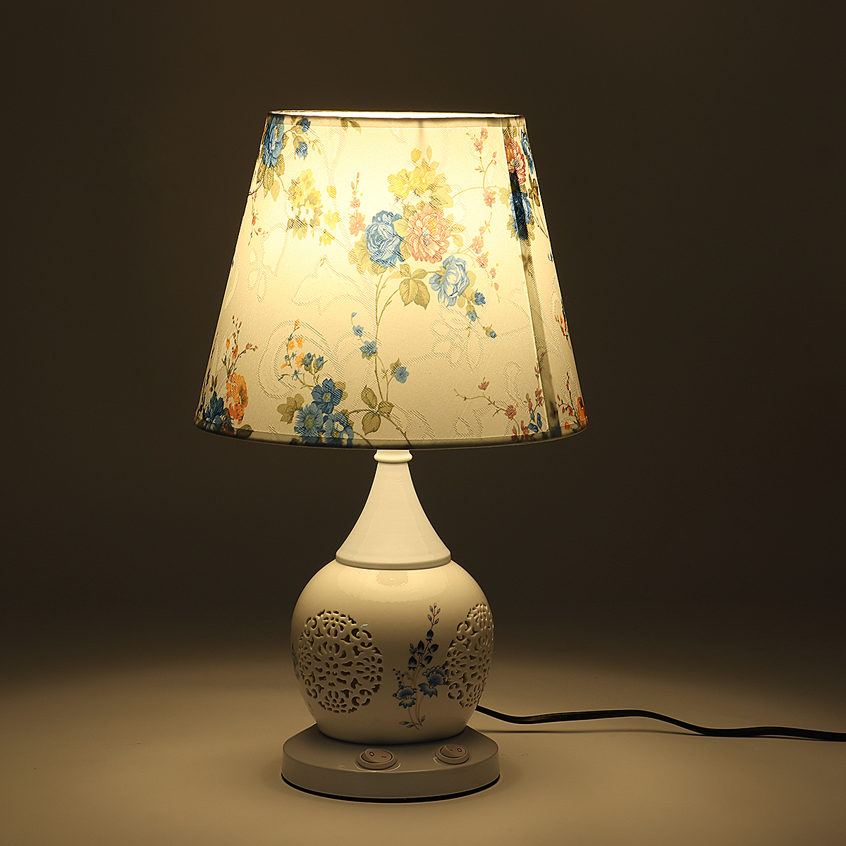 Chinese-Style-Ceramic-Table-Lamp-Classical-Household-Bedroom-Lamps-Living-Room-1851181-5