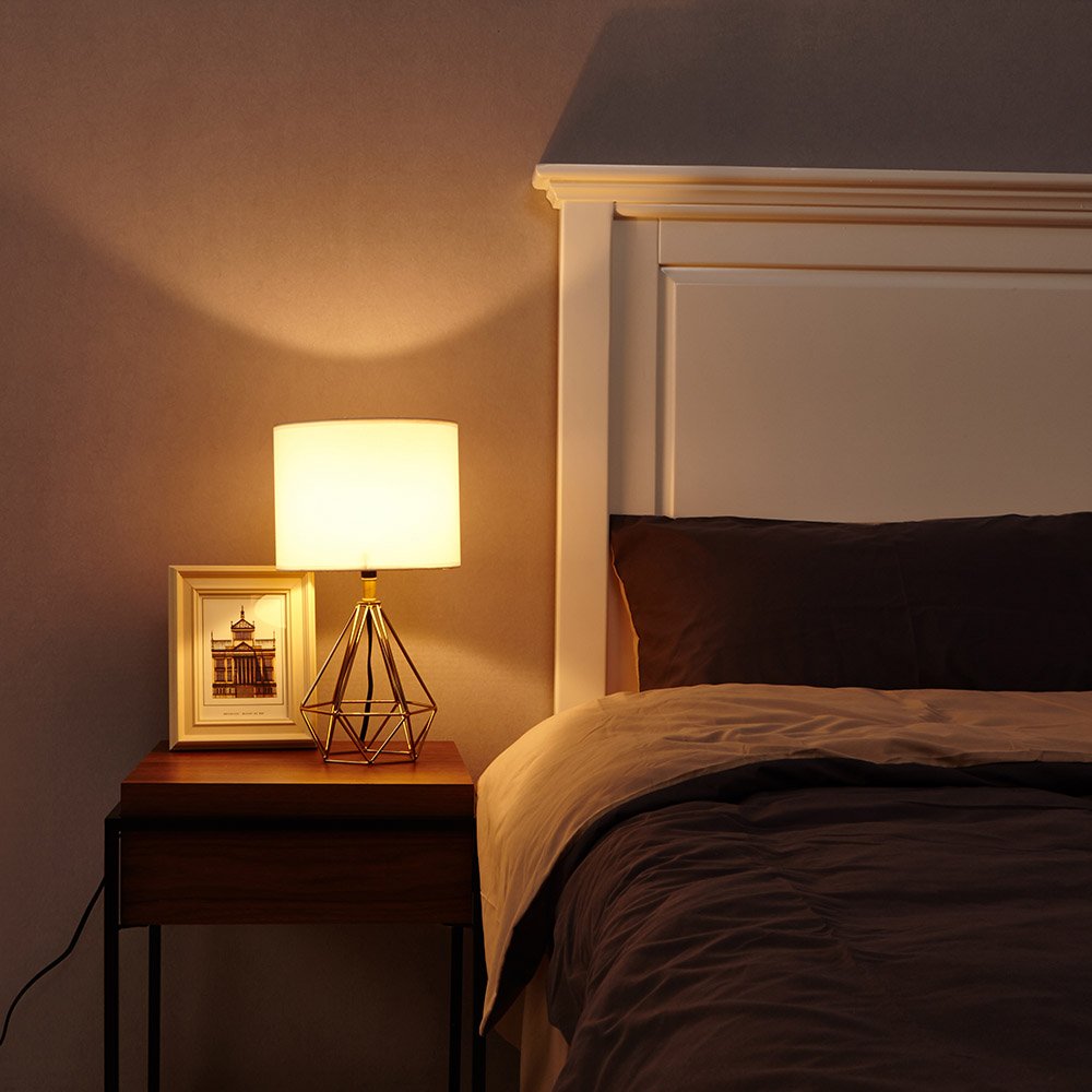 Hollowed-Out-Modern-Livingroom-Bedroom-Bedside-Table-Lamp-Desk-Lamp-With-Shade-1745001-11