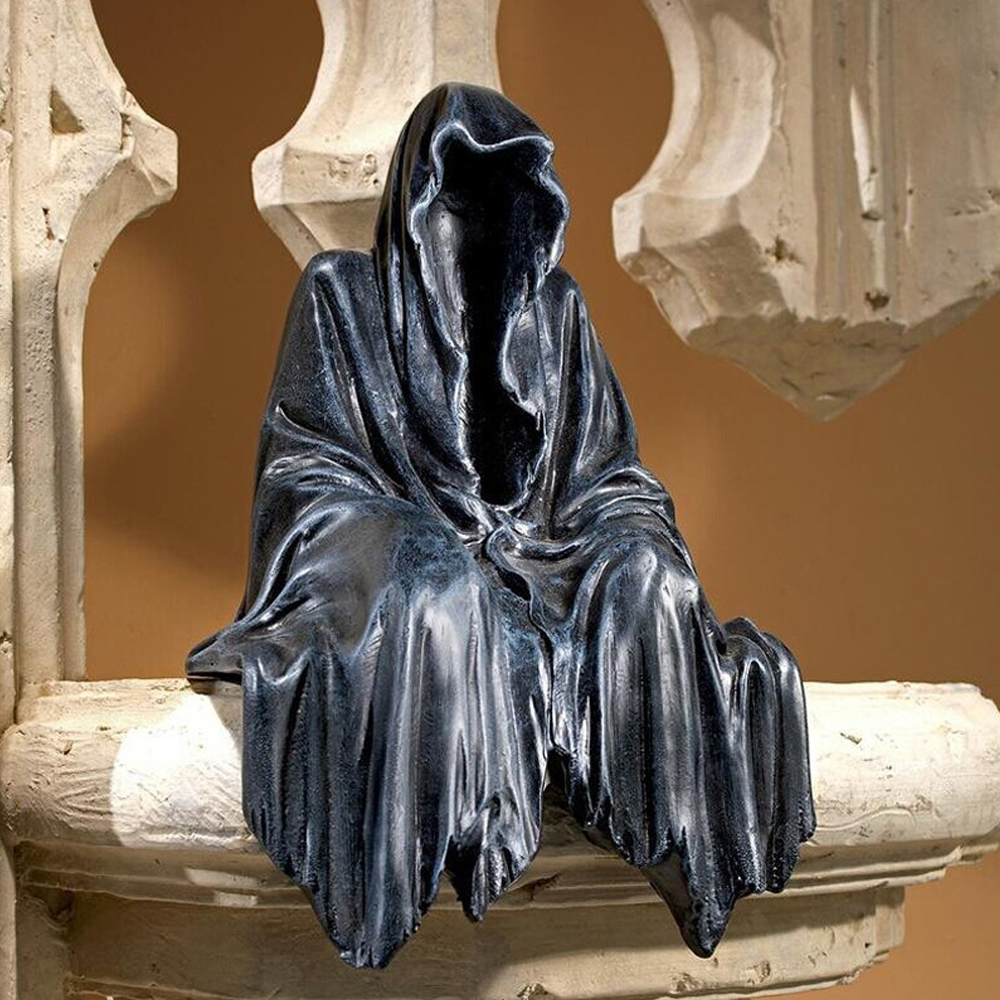 Gothic-Nightcrawler-Statue-Sitting-Thriller-in-Black-Robe-Decorative-Dark-Cloak-Mysterious-Master-Or-1870886-1