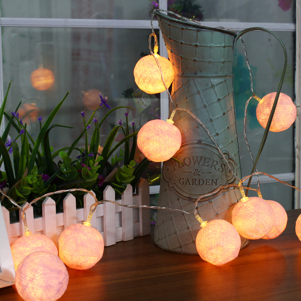 Battery-Powered-10LEDs-Warm-White-Cotton-Ball-Fairy-String-Light-For-Wedding-Christmas-DC3V-1198900-8