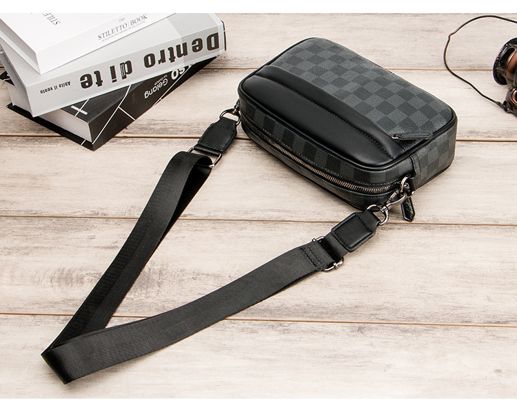 Fashion-Business-Large-Capacity-Waterproof-PU-Leather-Crossbody-Chest-Shoulder-Bag-1618458-4