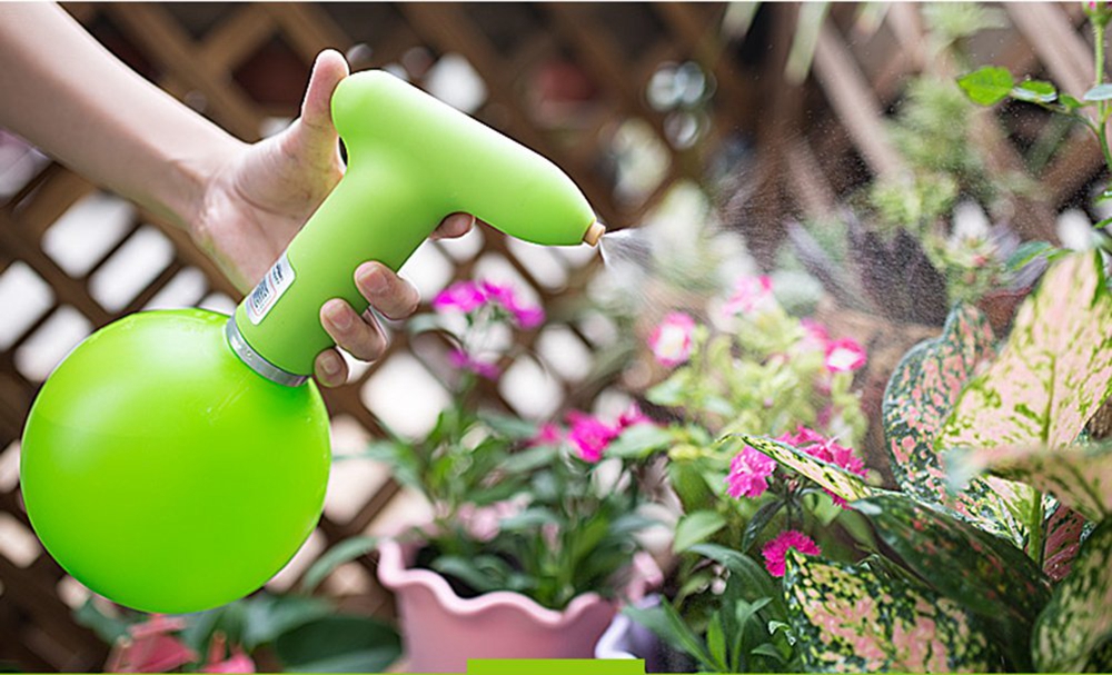 DC-4V-1000ML-Electric-Watering-Can-Hand-held-High-Pressure-Sprayer-for-Watering-Flowers-1410448-8